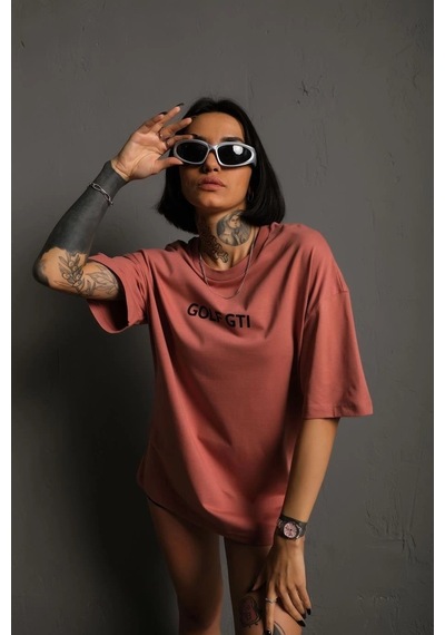Kadın Oversize Tişört Golf Gtı Retro Araba Baskılı T-shirt - Gül Kurusu