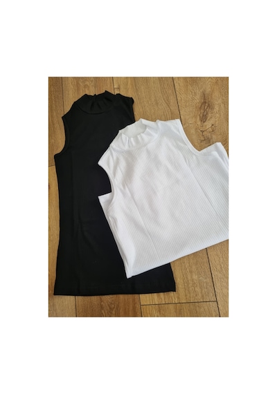 Demirsa Boutique Yarım Balıkçı Yaka Kaşkorse Kumaş Siyah Ve Beyaz Ribana Sıfır Kol Modelli Kadın Atlet Beyaz-siyah Demirsa Boutique Yarım Balıkçı Yaka Kaşkorse Kumaş Siyah Ve Beyaz Ribana Sıfır Kol Modelli Kadın Atlet Beyaz-siyah