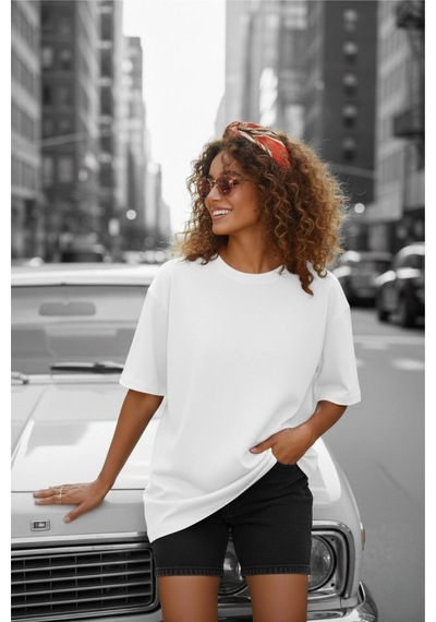 Mily Kadın Oversize Basic Bisiklet Yaka Pamuklu T-shirt Rahat Kesim Unisex Sevgili Kombini Beyaz