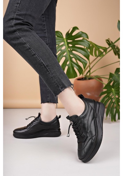 Nesilshoes Modessa 123 Siyah Lastik Bağcıklı Hakiki Soft Deri Kadın Ayakkabı