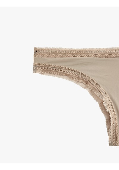 Koton Rahat Kalıp Dantel Detaylı String Külot Bej 6slk30230mk Ekru