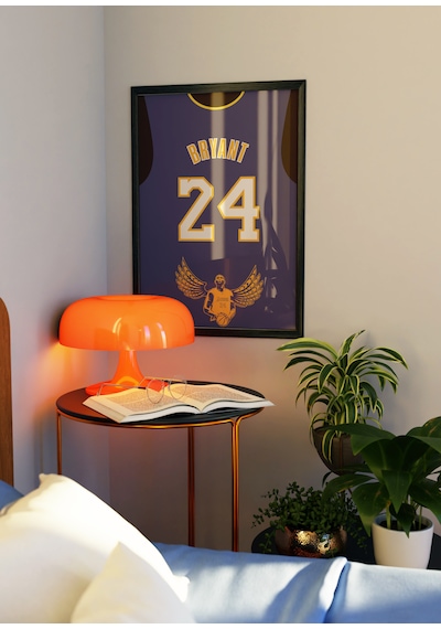 Kobe Bryant 24 Lakers Forma Tasarımlı Poster Tablo Siyah Çerçeveli