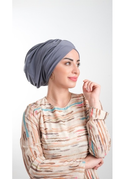 Hürrem Bone Gri Pratik Hazır Geçmeli Tesettür Bone Sandy Kumaş Büzgülü 2114_1 Gri