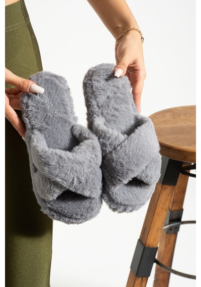 Stwenn 3 Lü Avantajlı Paket Kışlık Peluş Desenli Sessiz Ortopedik Taban Çeyiz Misafir Ev Terliği Set 3'lü Lori