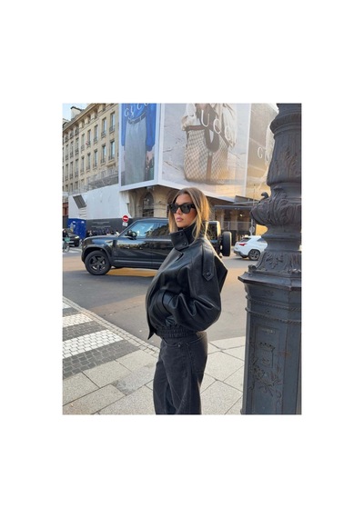 Cıqulata Yeni Sezon Kadın Oversize Dik Yaka Apoletli Siyah Deri Ceket Siyah&black Siyah&Black Cıqulata Yeni Sezon Kadın Oversize Dik Yaka Apoletli Siyah Deri Ceket Siyah&black Siyah&Black