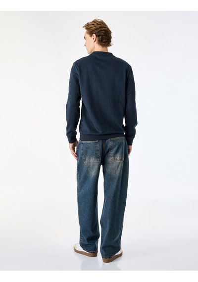 Koton Bisiklet Yaka Pamuklu Uzun Kollu Baskılı Sweatshirt Lacivert 7wam70049mk