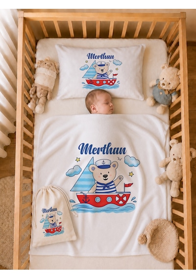Pia Baby Erkek Bebek %100 Pamuk Hediye Seti 6 Lı İsimli Keseli Tulum Şapka Eldiven Battaniye Ve Yastık Kılıfı 1087tybkyx Krem