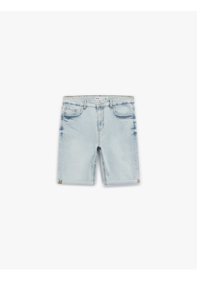 Koton Katlamalı Paça Cep Detaylı Pamuklu Slim Fit Jean Şort Açık İndigo 5sam40191nd Açık İndigo Koton Katlamalı Paça Cep Detaylı Pamuklu Slim Fit Jean Şort Açık İndigo 5sam40191nd Açık İndigo