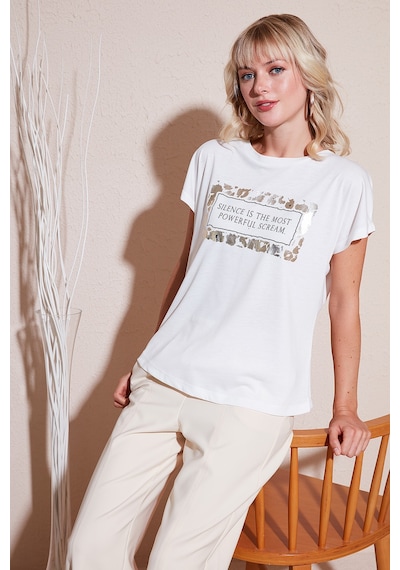 Lela Baskılı Bisiklet Yaka Regular Fit Bayan T Shirt 6671007 Ekru Lela Baskılı Bisiklet Yaka Regular Fit Bayan T Shirt 6671007 Ekru