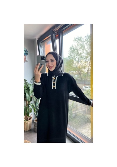 Kurgan Tekstil Oversize Düğmeli V Yaka Fitilli Triko Tesettür Elbise Siyah - 711224635 Siyah Kurgan Tekstil Oversize Düğmeli V Yaka Fitilli Triko Tesettür Elbise Siyah - 711224635 Siyah