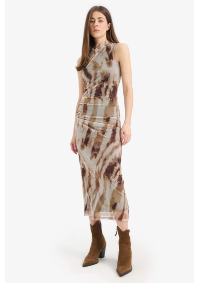 DeFacto Bodycon Vücudu Saran Batik Tül Kolsuz Maxi Elbise E8340AX25SPBN226 DeFacto Bodycon Vücudu Saran Batik Tül Kolsuz Maxi Elbise E8340AX25SPBN226