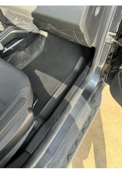 Dacia Duster İle Uyumlu  Halı Koruma Kapağı Kapı Eşiği Plastiği 2018 Ve Üstü