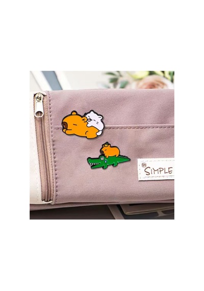 Capybara Kadın Broş Çocuk Broş, İğneli Broş, Klipsli Broş Yaka Broşu, Çeket Yaka İğnesi, Mineli B181
