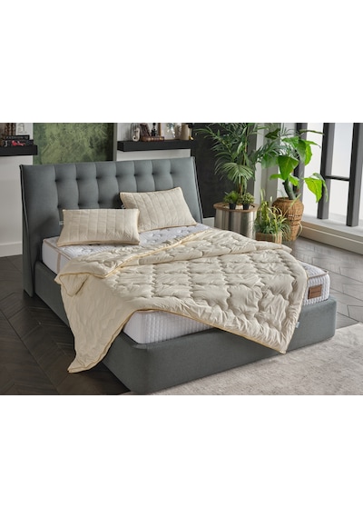 Yün Çift King Size Yorgan Ekru