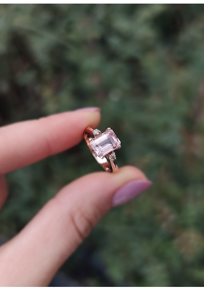 Morganite Baget Pırlantalı Tek Taş Yüzük - Ak0160