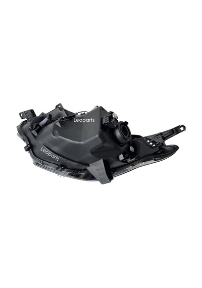 Leoparts Mitsubishi L200 Far Lambası Sağ Koyu Sarı 2015-2018 8301c730