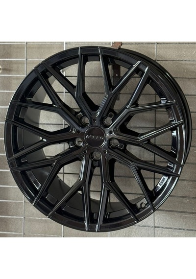 5 120 19 9.5 Et45 Ch72.6 Gloss Black Arceo Valencia