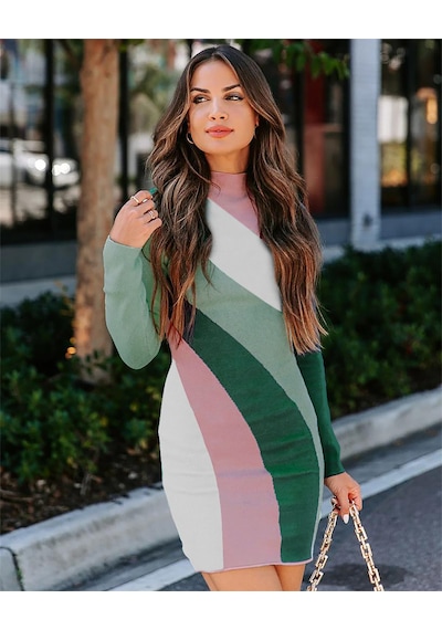 Aqe Fashion Gökkuşağı Desenli Yarım Boğazlı Yarım Balıkçı Yaka Mini Çok Renkli Örme Triko Elbise BEYAZ