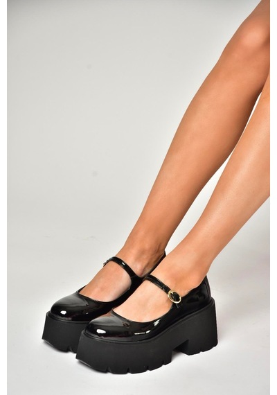 Fox Shoes U272906708 Siyah Rugan Dolgu Tabanlı Kadın Ayakkabı Siyah-rugan