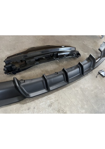 Otolas Bmw F30 Arka Tampon Ve Difüzör Seti M-tech