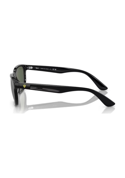 Ray-Ban RB4404M F68371 FERRARI SİYAH ERKEK GÜNEŞ GÖZLÜĞÜ