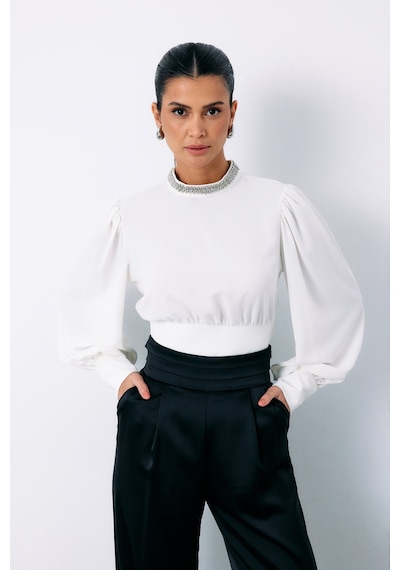 Sateen Yaka Aksesuarlı Bluz - Ekru-135192 Ekru