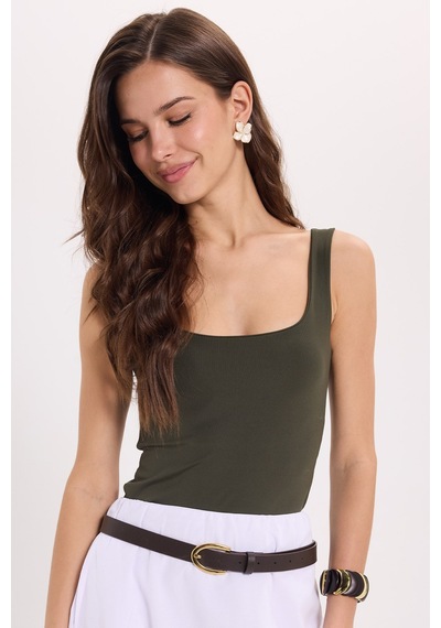 Tudors Kadın Slim Fit Dar Kesim Askılı Kare Yaka Sırtı Açık Sandy Kumaş Çıtçıtlı Yeşil Body-51248