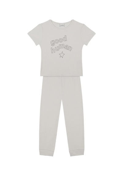 Antebies Organik Gri Good Human Nakışlı Beli Lastikli Kısa Kollu Erkek Çocuk Pijama Takımı Bej