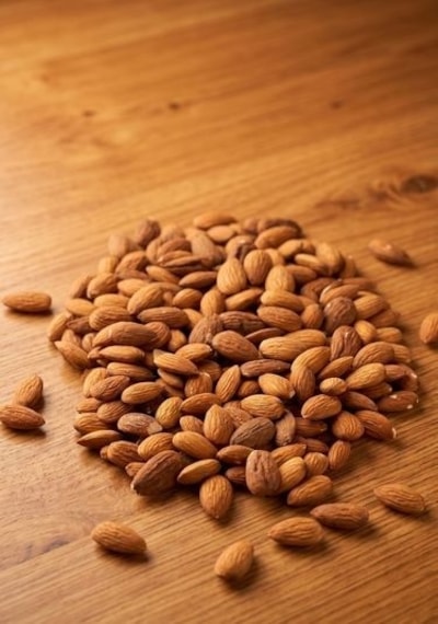 İpek Değirmen Çiğ İç Badem 1 kg Yerli Taze Tatlı Lüks İri Tane Ekonomik Boy Diyetik Protein Deposu