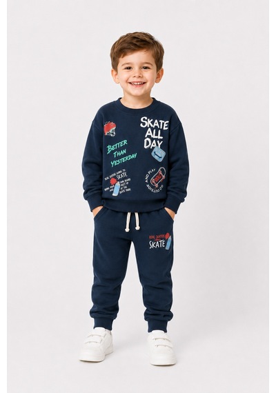 Ahengim Erkek Çocuk Kaykay Baskılı Sweatshirt Eşofman Altı 2 Li Takım 1-4 Yaş Ak115 Koyu Lacivert Ahengim Erkek Çocuk Kaykay Baskılı Sweatshirt Eşofman Altı 2 Li Takım 1-4 Yaş Ak115 Koyu Lacivert