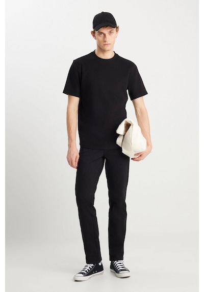 Wrangler Relaxed Fit Dokulu Bas Siyah Erkek Kısa Kol T-shirt Siyah