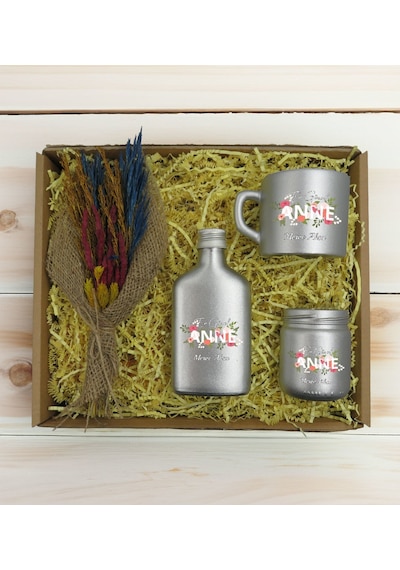 Bk Gift Kişiye Özel İsimli Dtf Anne Temalı Gümüş Kahve Fincanı & Kolonya & Mum & El Yapımı Kuru Çiçek Buketi Hediye Seti-1, Anneye Hediye, Anneler Gün