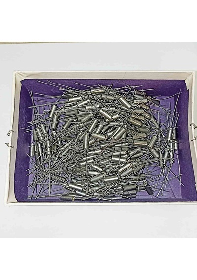 176d106x9025b0va13 10mf 25v Axıyel Tantal Vıshay Tantal Kondansatör 22 Adet