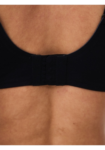 Alya Underwear Kadın Dikişsiz Sütyen Çıkarılabilir Yuvarlak Kaplı Lazer Kesim Görünmez Sütyen Siyah