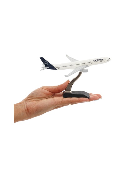 Zekupp 1:400 Lufthansa Metal Airbus A330-300 Model Uçak