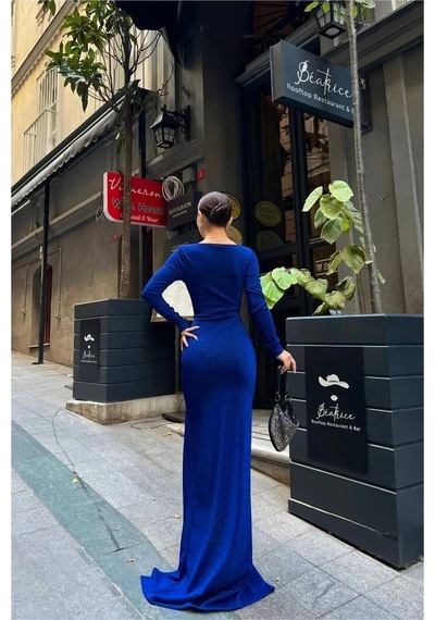 Euro Class Kadın Tasarım Kalp Yaka Yırtmaçlı Uzun Kollu Abiye Elbise Saks