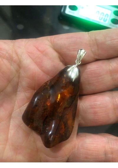 Doğal Kaya Damla Kehribar Kolye Ucu Otantik Gümüş Aparatlı 11,8 Gram