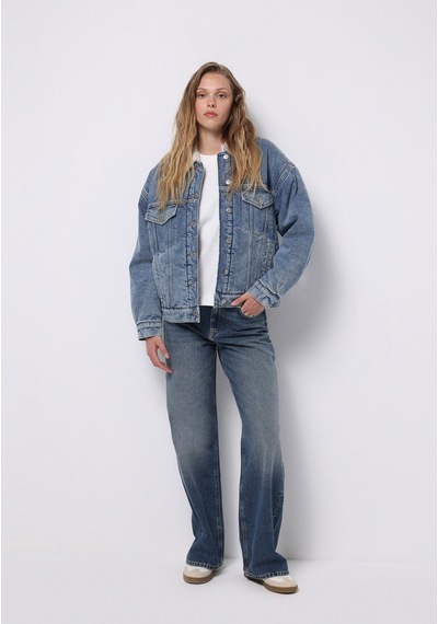 Colins Oversize Fit Düğmeli Astarsız Kadın Denim Ceket Cl1076050 Q1.v1 Dn09598 Denim Colins Oversize Fit Düğmeli Astarsız Kadın Denim Ceket Cl1076050 Q1.v1 Dn09598 Denim