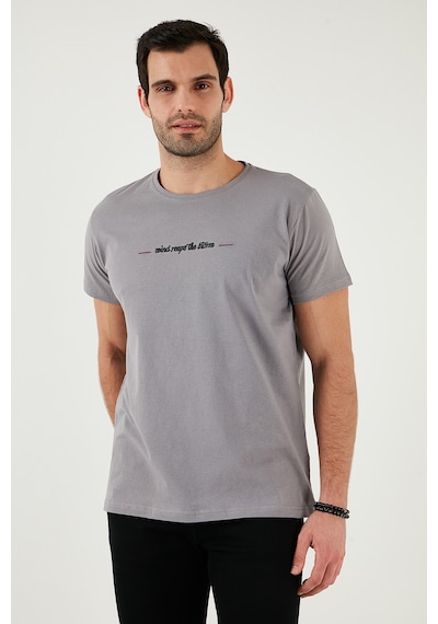 Buratti Pamuklu Slim Fit Bisiklet Yaka Erkek T Shirt 541Wind Açık Gri Buratti Pamuklu Slim Fit Bisiklet Yaka Erkek T Shirt 541Wind Açık Gri