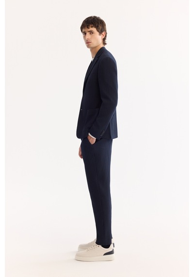 Avva Erkek Lacivert Mono Yaka Bi-stretch Hafif Çizgili Blazer Comfort Slim Fit Ceket A52y4004 Avva Erkek Lacivert Mono Yaka Bi-stretch Hafif Çizgili Blazer Comfort Slim Fit Ceket A52y4004
