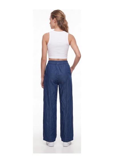 CEMO Kadın Yüksek Bel Dikiş Detaylı Straight Fit Jean Pantolon Mavi