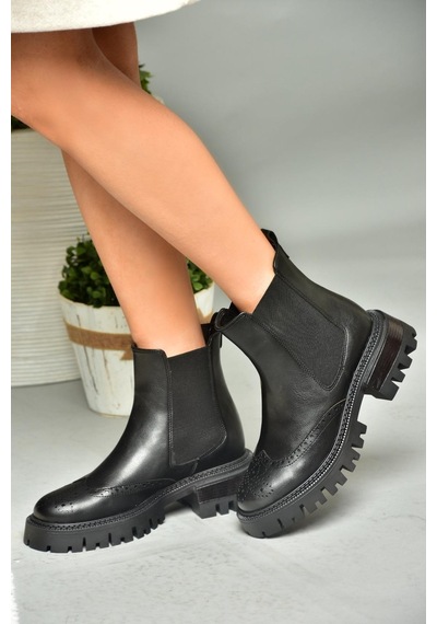 Fox Shoes R312152909 Siyah Kalın Tabanlı Kadın Bot Siyah