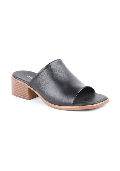 Mamma Mia Kadın Günlük Ayakkabı Slip-on Lazer Kesim Kısa Topuklu Hakiki Deri Anne Ayakkabısı 26y-1670 Siyah Mamma Mia Kadın Günlük Ayakkabı Slip-on Lazer Kesim Kısa Topuklu Hakiki Deri Anne Ayakkabısı 26y-1670 Siyah