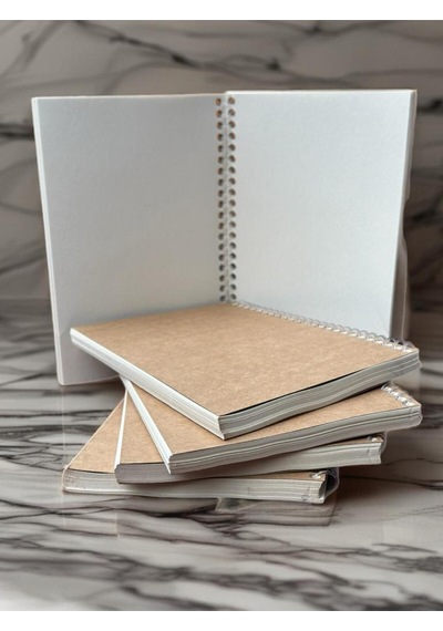 Çizgisiz Defter 14,8x21cm Göz Yormayan Geri Dönüşüm Kağıtlı 70 Yaprak / 140 Sayfa