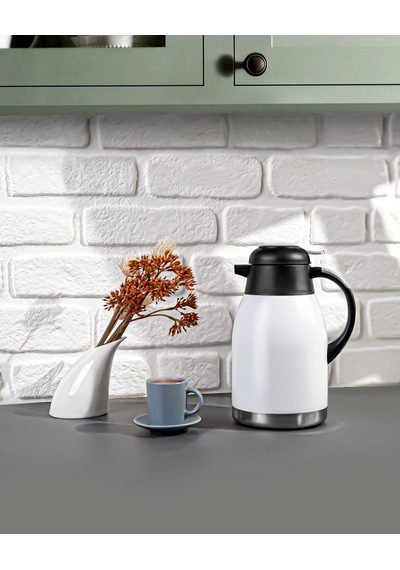 New Titanium 2 Litre Çift Katlı Çelik Termos Mandallı Png-1