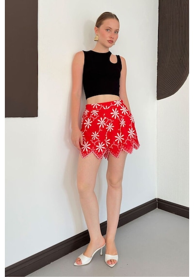 Verymoda D 2915 Nakışlı Şort D2915 Kırmızı
