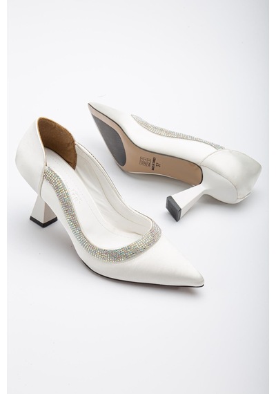 Dilimler Ayakkabı Saten Kalın Sıra Taşlı Beyaz Kadın Kadeh Topuk Stiletto-2538-beyaz Beyaz Dilimler Ayakkabı Saten Kalın Sıra Taşlı Beyaz Kadın Kadeh Topuk Stiletto-2538-beyaz Beyaz