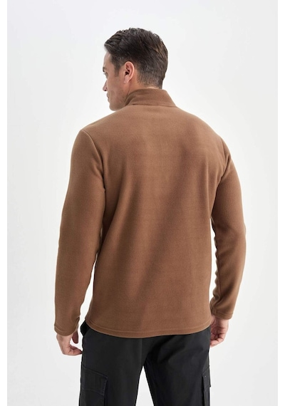 DeFacto Kahverengi Tüylenme Yapmayan Soğuk Geçirmez Regular Fit Dik Yaka Fermuarlı Polar Sweatshirt Y3996AZNSBN267