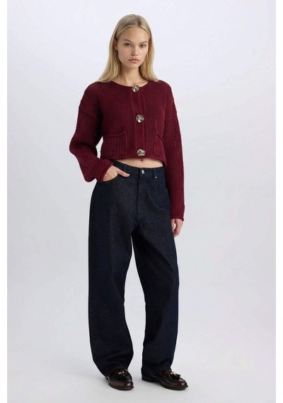 Defacto Relax Fit Bisiklet Yaka Düğmeli Örgü Desenli Triko Hırka E1962AX24WNBR43 Bordo