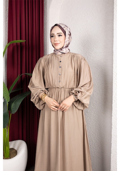 Hira Life Fashion Kadın Çilek Kumaş Ve Önü Düğmeli Eteği Fırfırlı Hakim Yaka Elbise Bej Bej